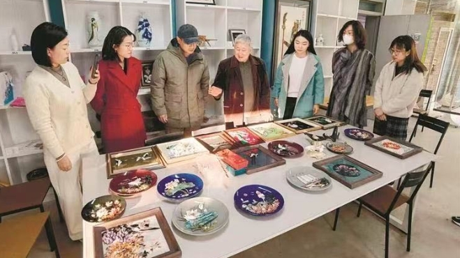 辽宁省贝雕工艺非遗传承研修班在连开班