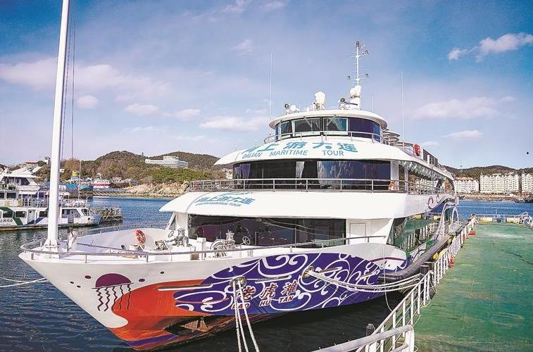 “老虎滩”号爽吧餐厅玩转冬日极致浪漫