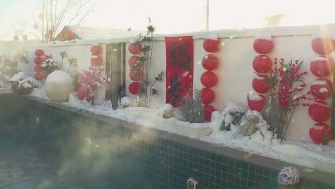 许屯镇冬日游“热”力十足 滑野冰唤醒童年 杀猪菜香满农家