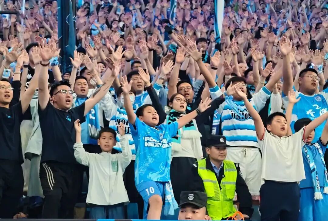 莎啦啦，只为大连！